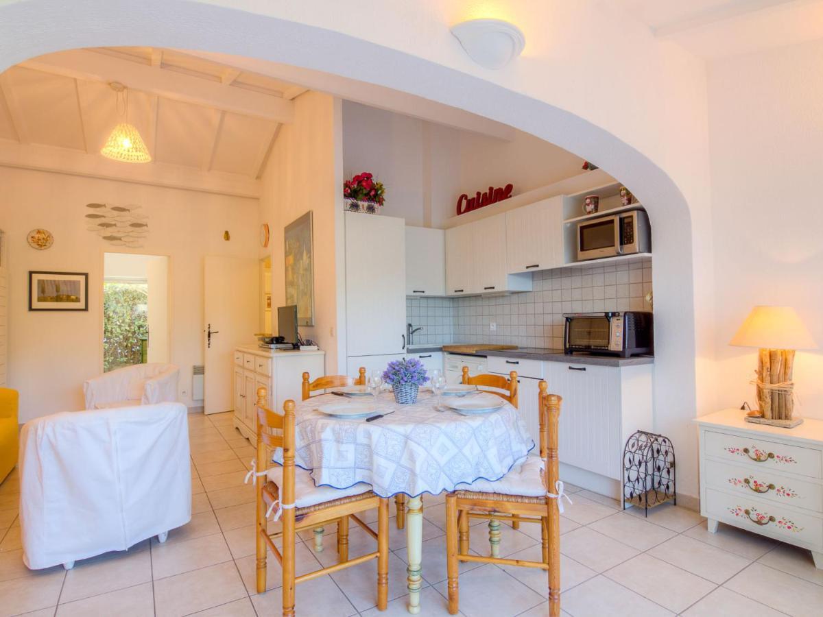 Vakantiehuis Holiday Les Parcs De Gassin-5 By Interhome Saint-Tropez